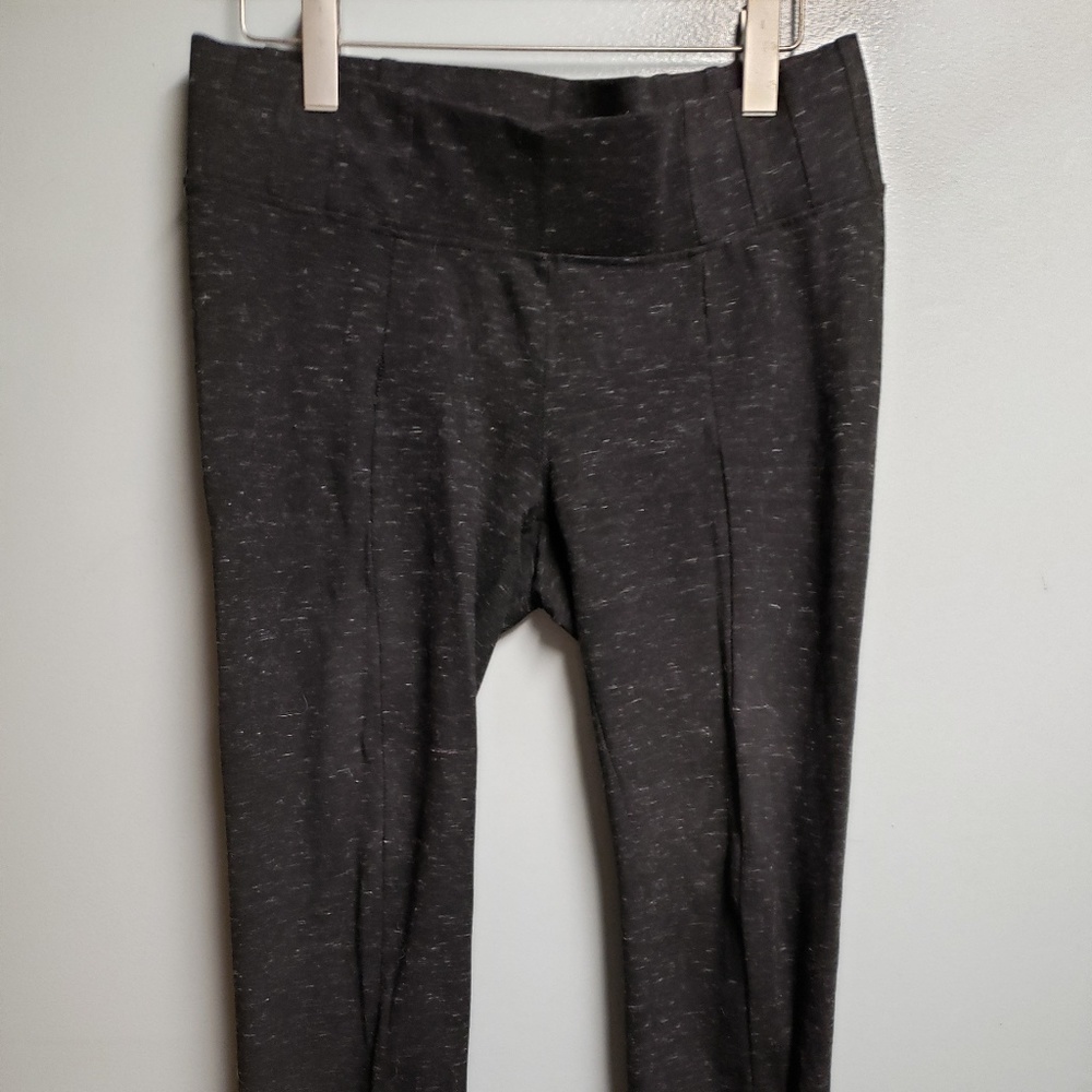 One 5 One Leggings Black White Capri Ankle